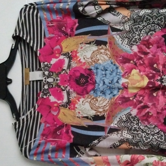 Valerie Stevens Women's Floral Tunic - Picture 5 of 11